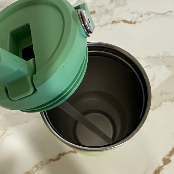 Stanley White and Light Green Tumbler Duo - Picture 10 of 11